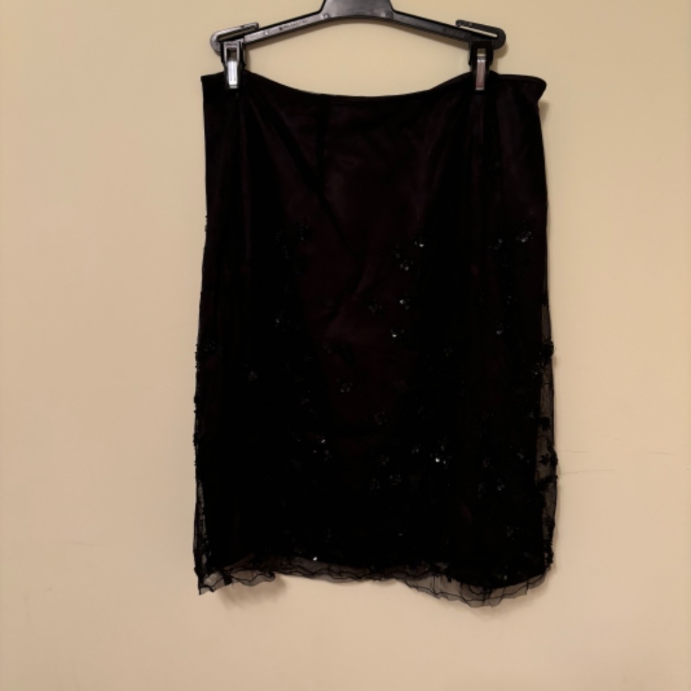 New Context Sequin Pattern Black Skirt - image 1